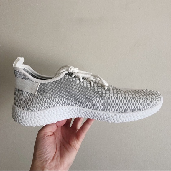 Size 8, SWS (Urban Planet), Sneakers - Picture 3 of 5